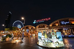 ตลาดนัดกลางคืนเอเซียทีค (Asia Tique Nigth Market - Bangkok)
